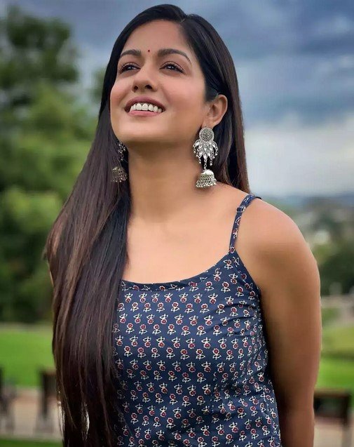 Ishita Dutta - Wikiunfold